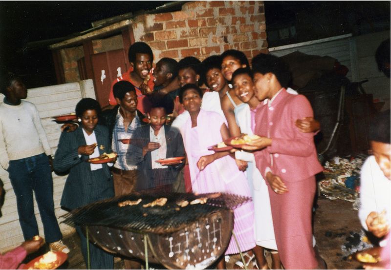 © Lebohang Kganye - Kwana borayeng Phadima II