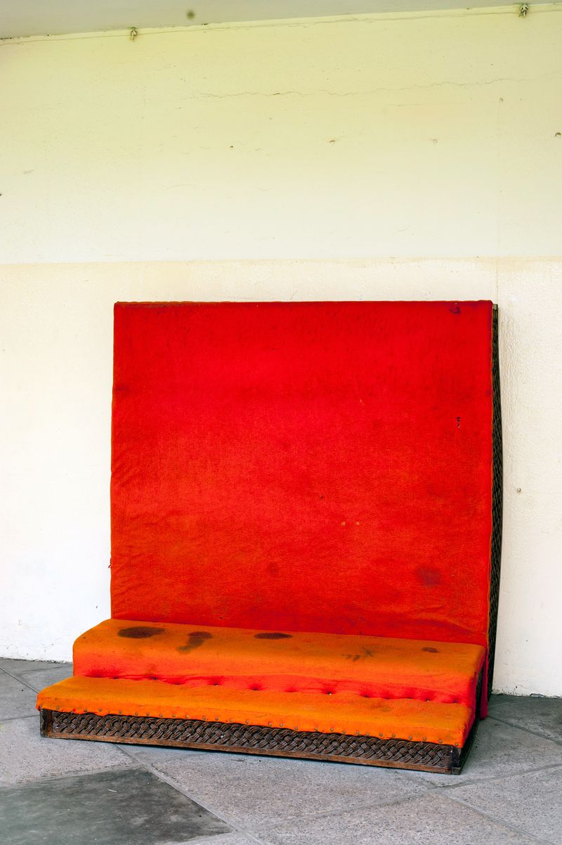 © Gloria Oyarzabal - RED QUEEN/KING THRONE