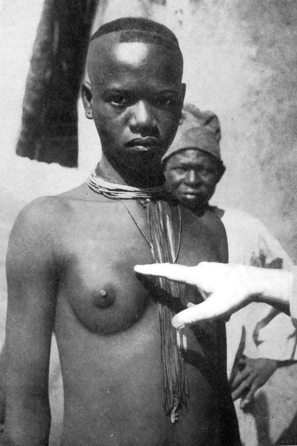 © Gloria Oyarzabal - WHITE HAND. Manipulated archive image