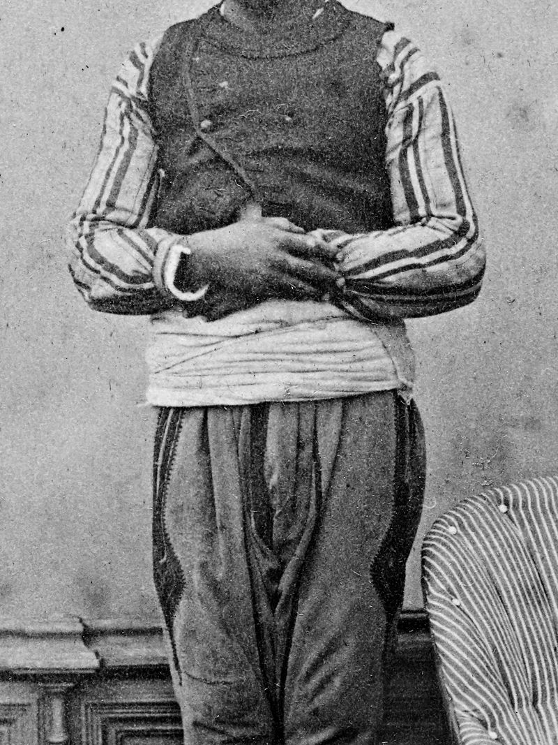 © Cemre Yeşil - Image from the Hayal & Hakikat  A Handbook of Forgiveness & A Handbook of Punishment photography project