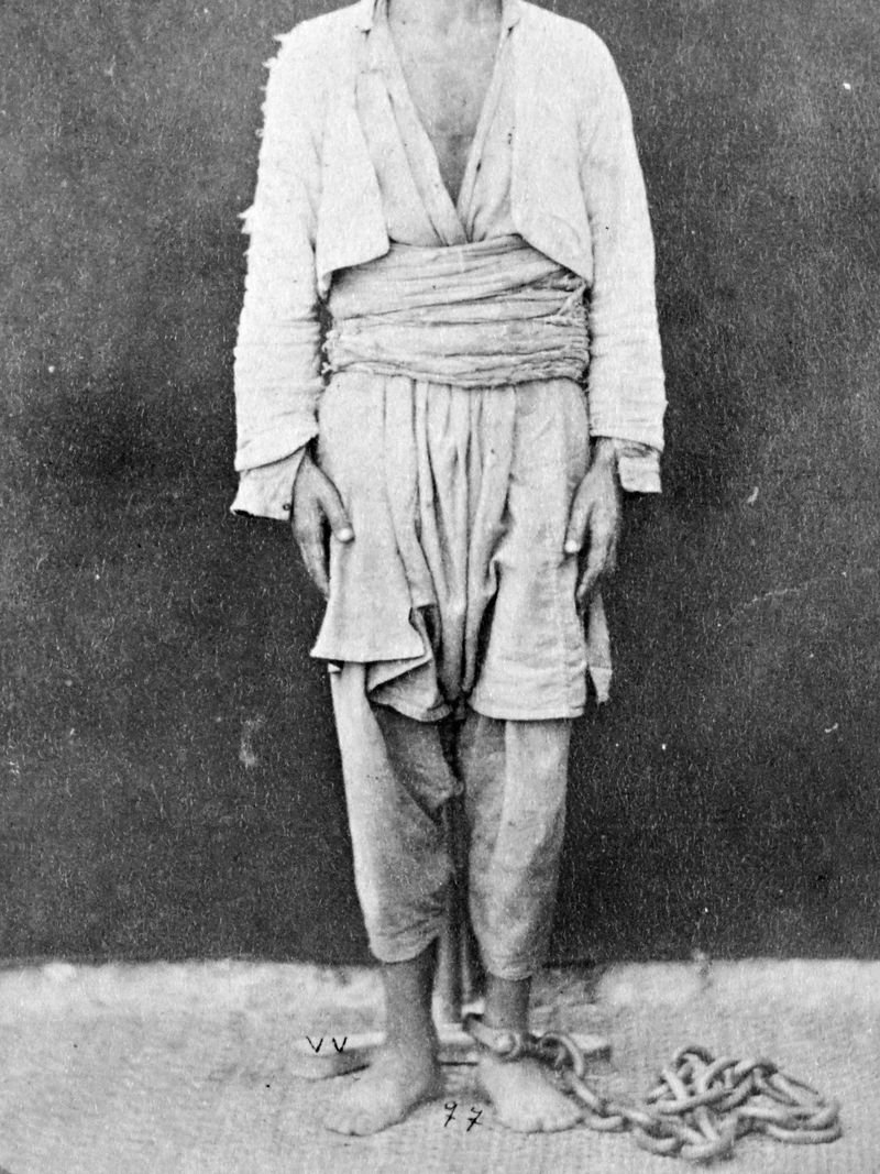 © Cemre Yeşil - Image from the Hayal & Hakikat  A Handbook of Forgiveness & A Handbook of Punishment photography project