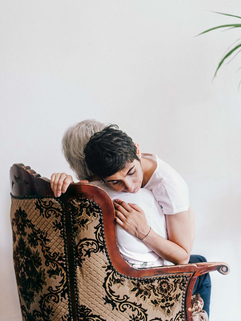 © Cemre Yeşil - Image from the Double Portrait photography project