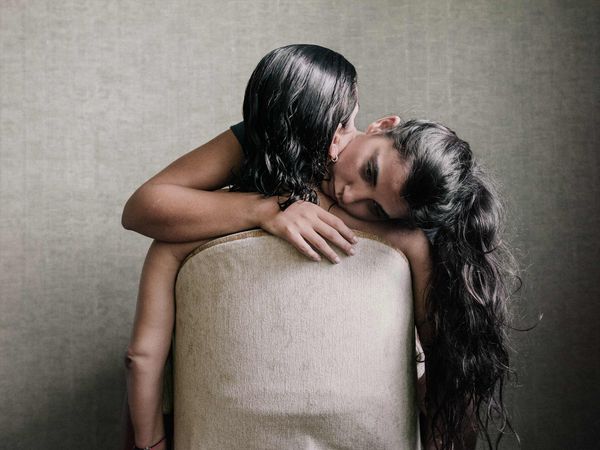 © Cemre Yeşil - Image from the Double Portrait photography project