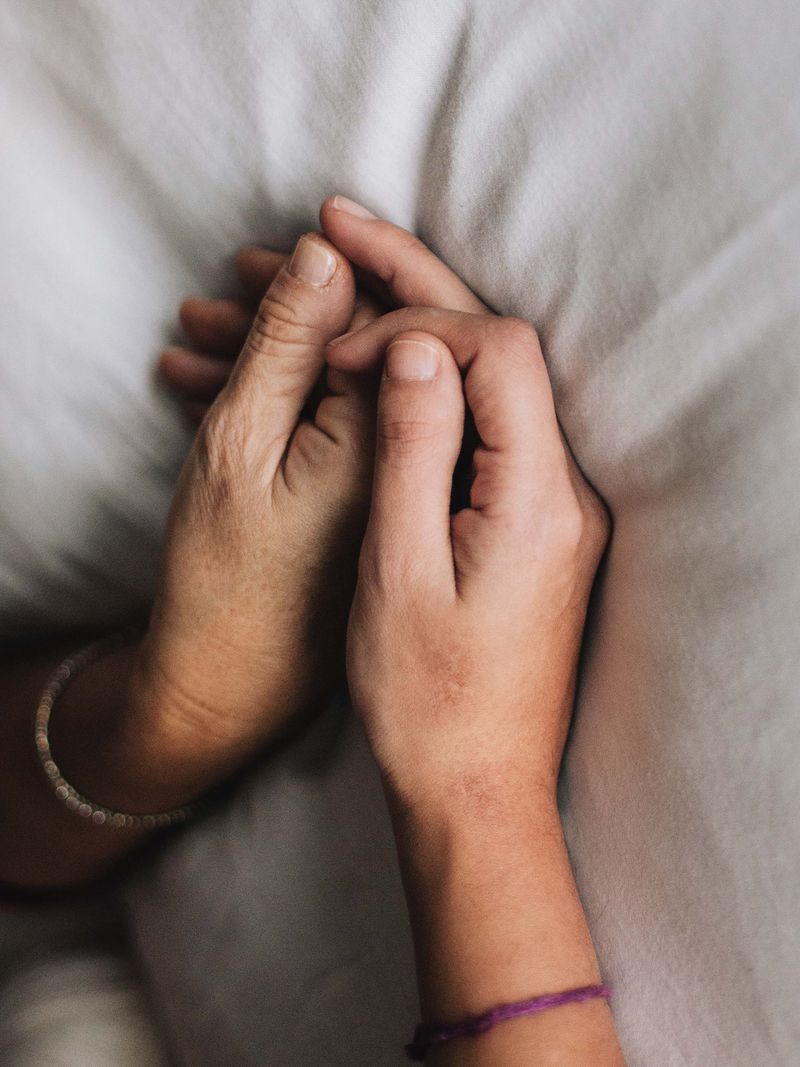 © Cemre Yeşil - Image from the Double Portrait photography project