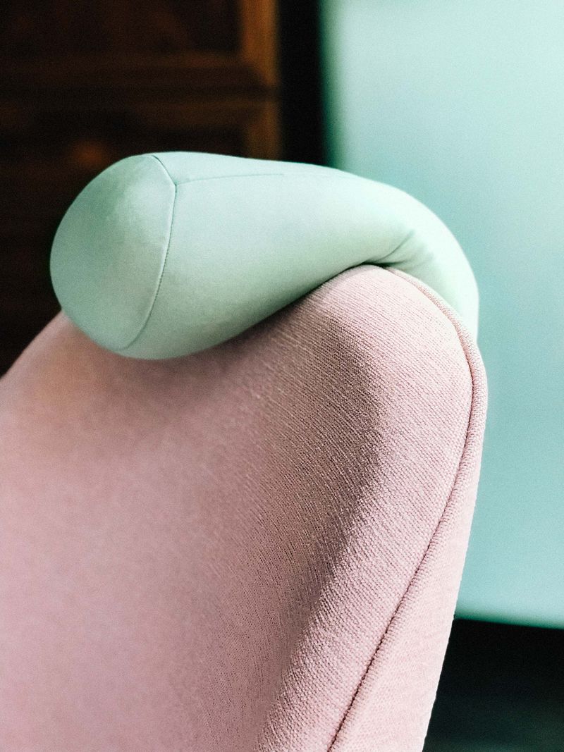 © Cemre Yeşil - Image from the Double Portrait photography project