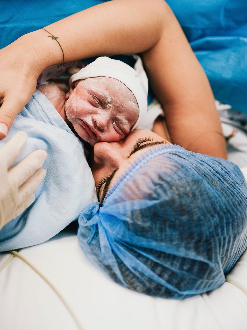 © Cemre Yeşil - Image from the I Want to Always Be with You by Cemre Yeşil Gönenli photography project