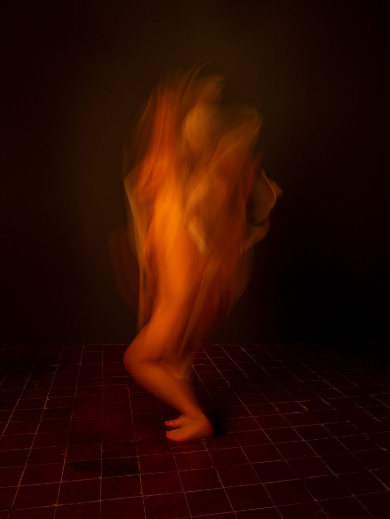 © Sari Soininen - Image from the Spinster photography project