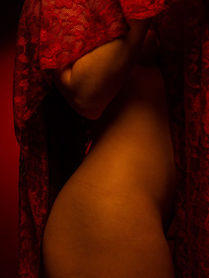 © Sari Soininen - Image from the Spinster photography project