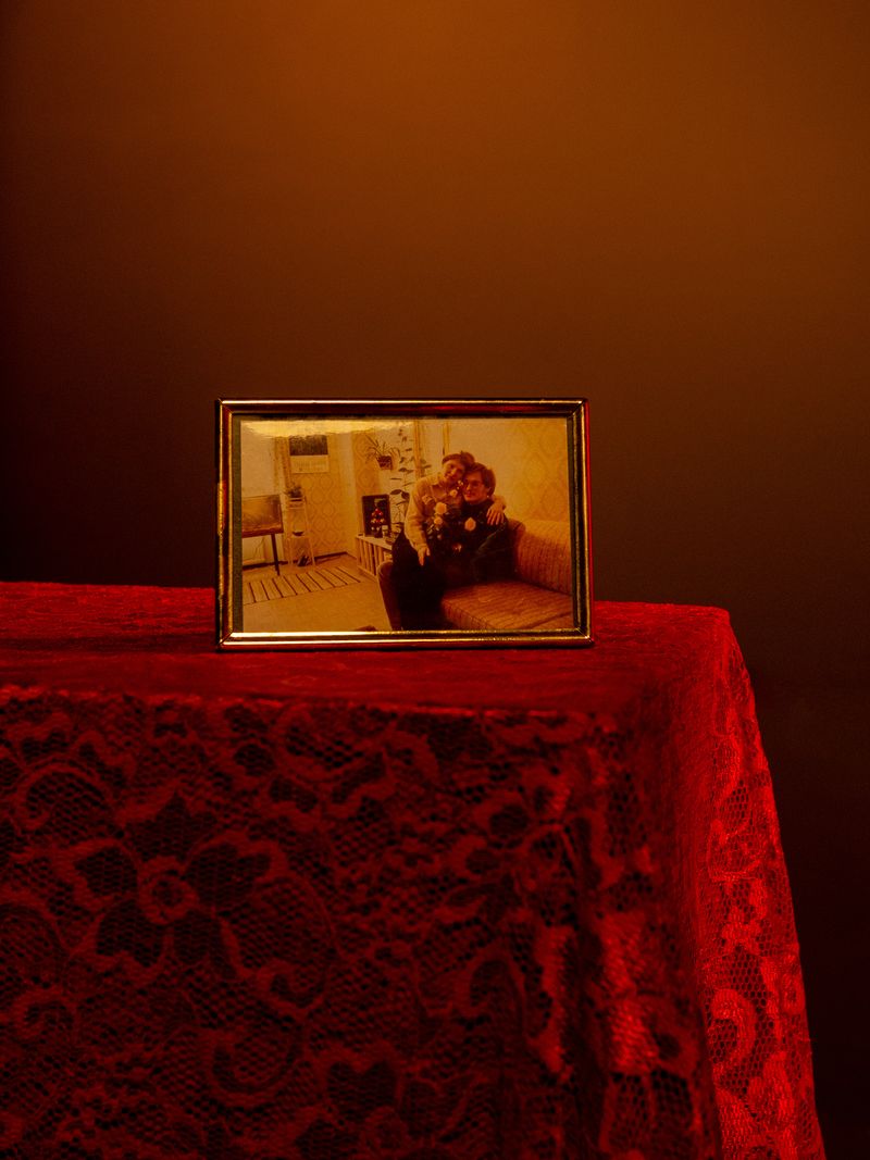 © Sari Soininen - Image from the Spinster photography project