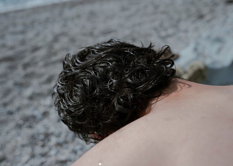 © Sarah Schneider and Stella Meyer - Image from the Yo bebo leche y agua photography project