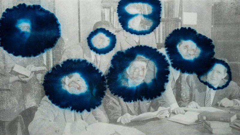 © Sarah Schneider and Stella Meyer - Image from the Yo bebo leche y agua photography project