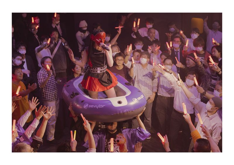 © Olivia Rohde - Image from the Idols photography project