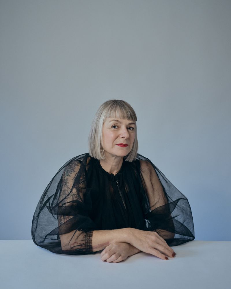 © Kristina Varaksina - Emmanuelle