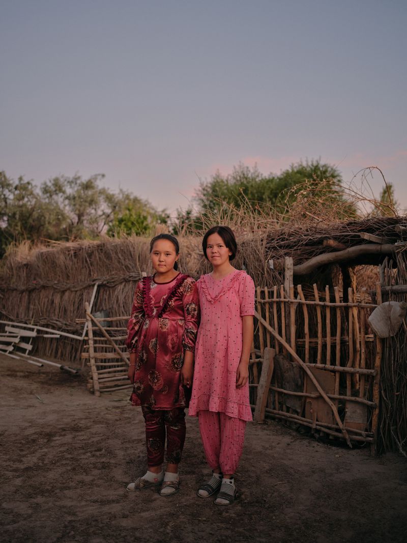 © Kristina Varaksina - Shirin-apa’s granddaughters from different children.