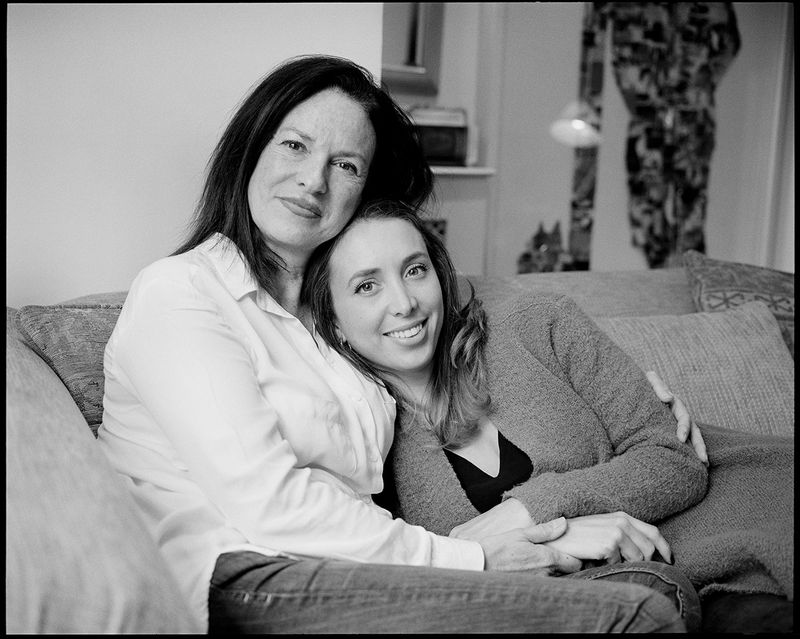 © Loredana Denicola - Esperanza, married, separated, with a daughter — from Love, sex and  relationships, video-photography documentation
