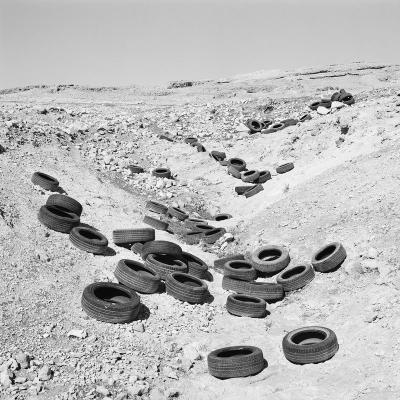 © Dana Ariel - valley