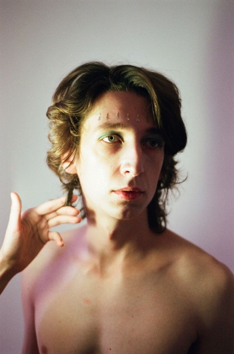 © Daria Tuminas - Image from the No Tail No Scale photography project