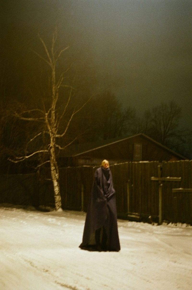 © Daria Tuminas - Image from the No Tail No Scale photography project