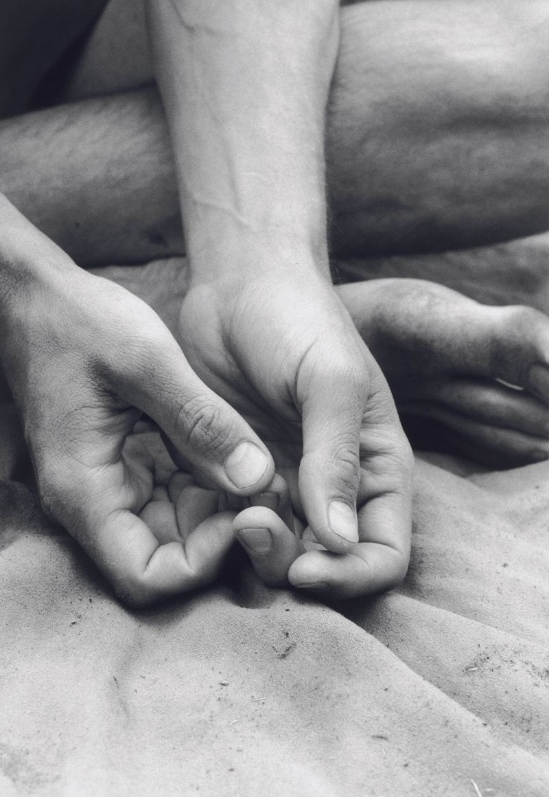 Photobook Review: St. Gil by Jonathan Schmidt-Ott