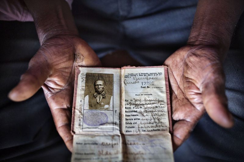 © Susana Giron - Image from the The last King of America photography project