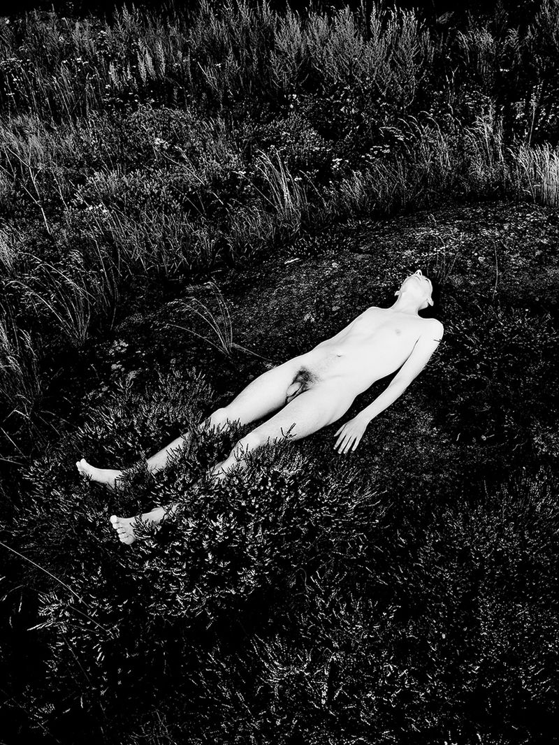 © Igor Pisuk - Image from the Deceitful reverence photography project