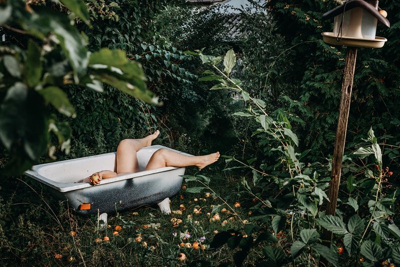 © Jana Plavec - Image from the Garden with Fallen Apples photography project