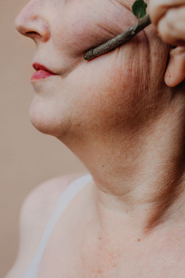 © Jana Plavec - Image from the Garden with Fallen Apples photography project