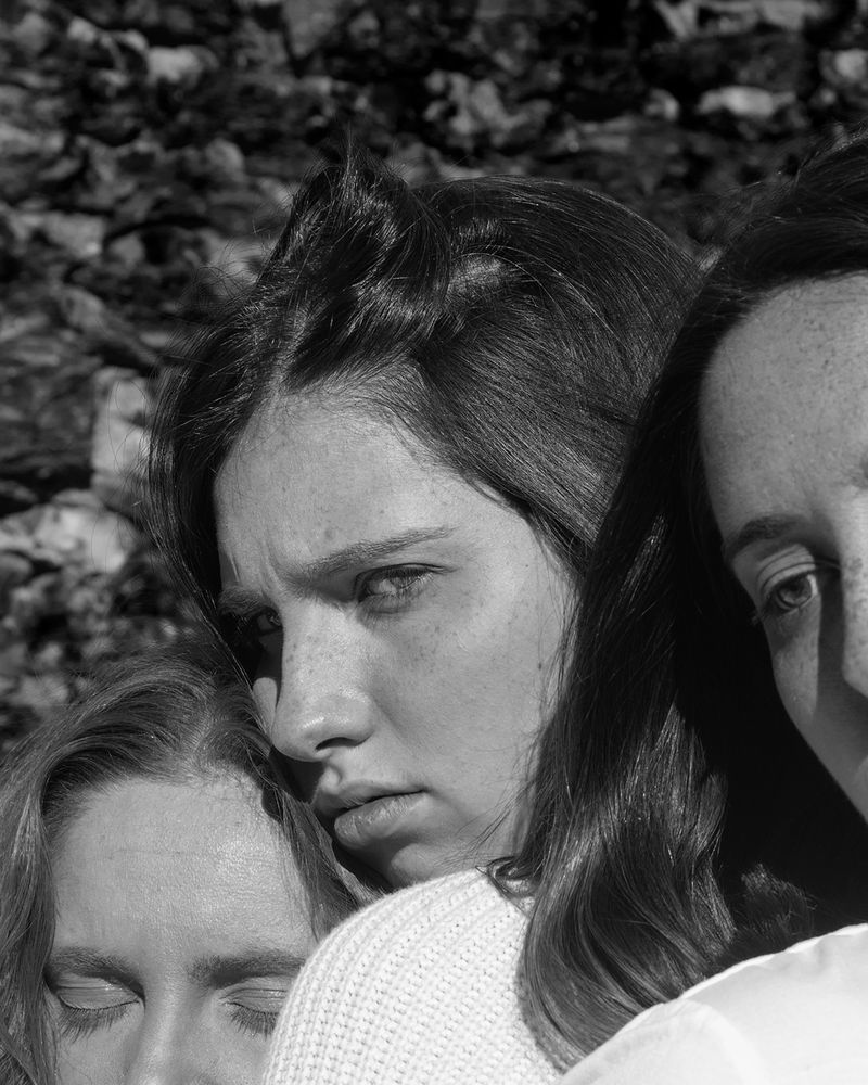 © Jillian Freyer - Sisters, 2020