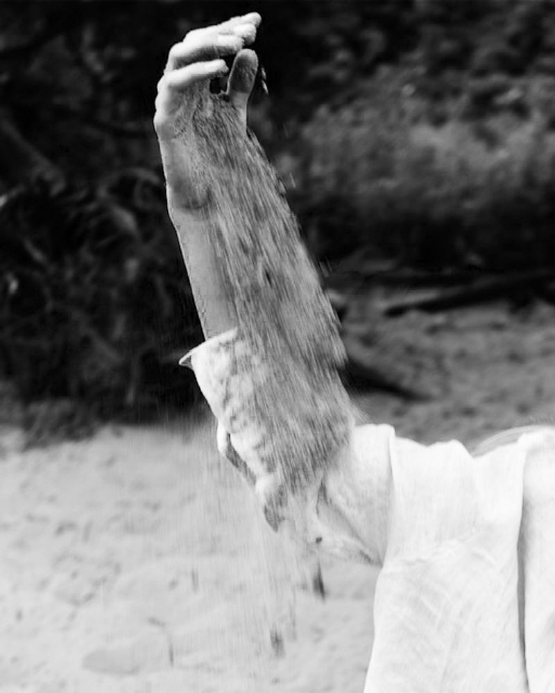 © Jillian Freyer - Image from the Pas De Deux photography project