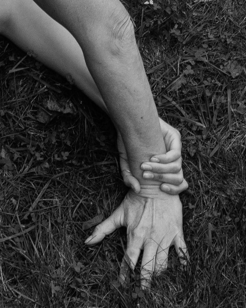 © Jillian Freyer - Image from the Pas De Deux photography project