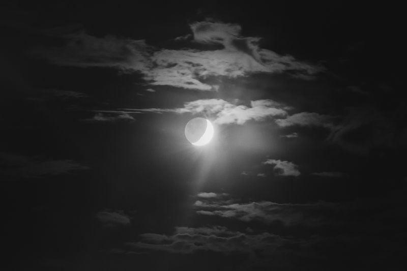 © Alfonso de Gregorio - Selenite is also known as the stone of the moon, from selēnē (Moon). C-Print on satin paper, 100x66.7cm