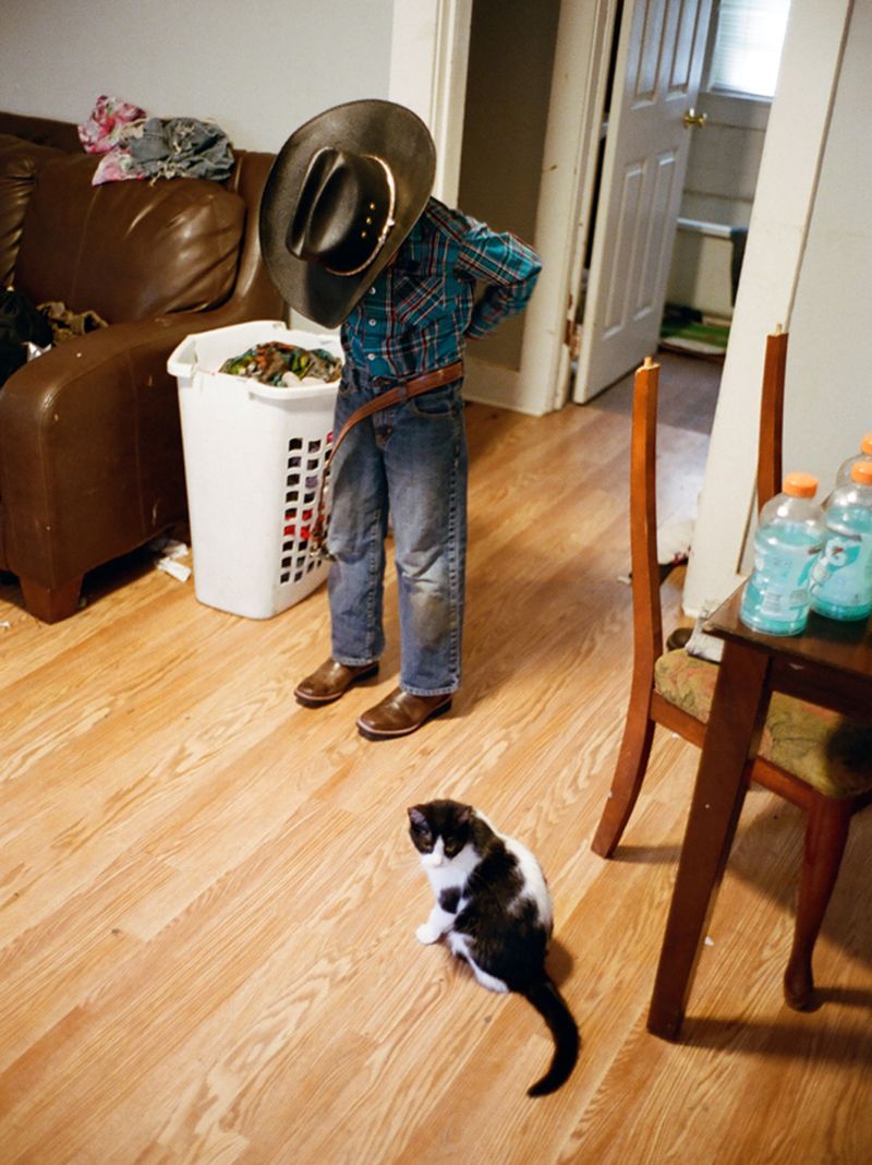 © Matteo Buonomo - Image from the Love Mom photography project