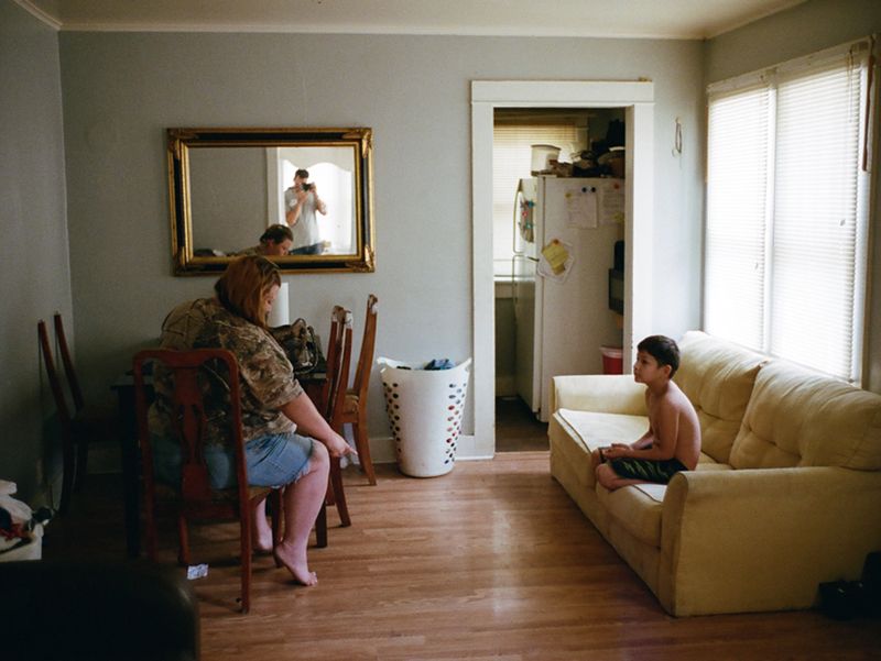 © Matteo Buonomo - Image from the Love Mom photography project