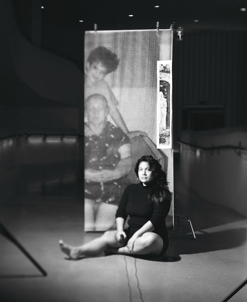 © Sammie Correa - Mother and Her Three Daughters, 2025, 4x5 film