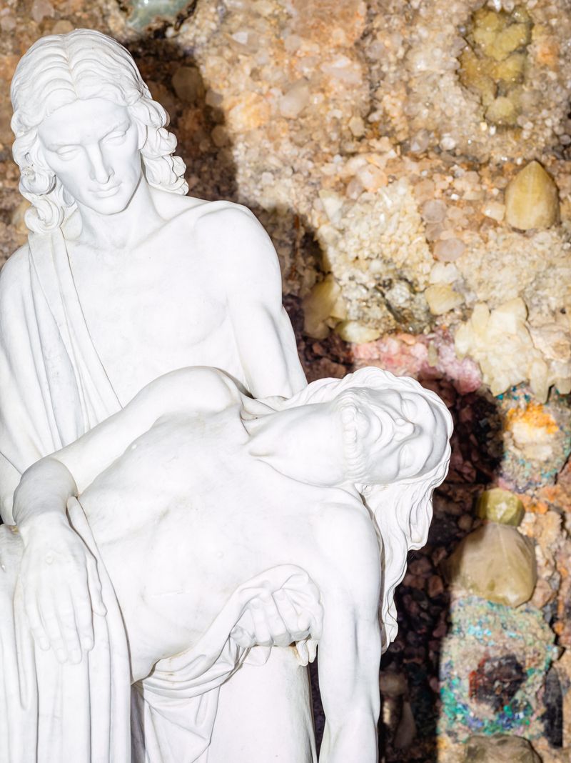 © Sammie Correa - Image from the Grutas y Revelaciones photography project