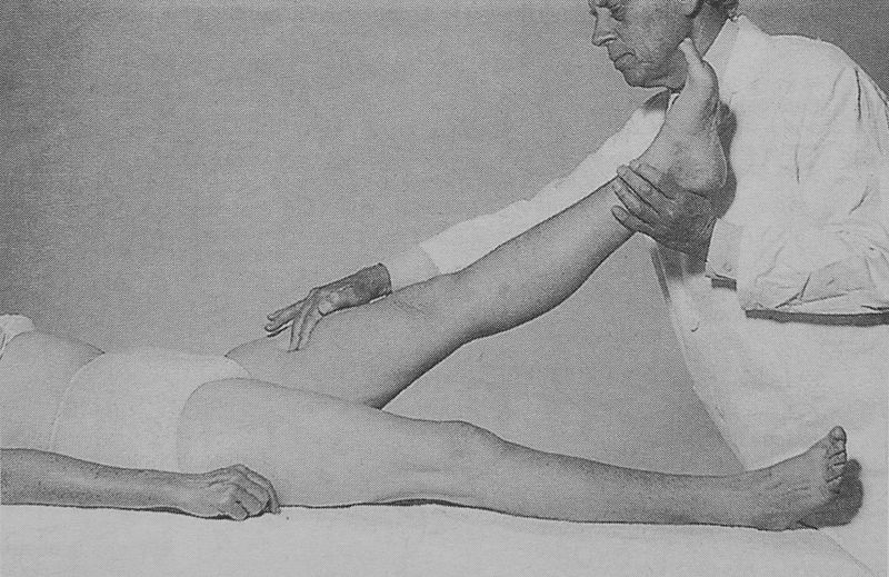 © Ellen Smeets - Image from the Happiness is a warm scalpel.  Fundamental Methods photography project