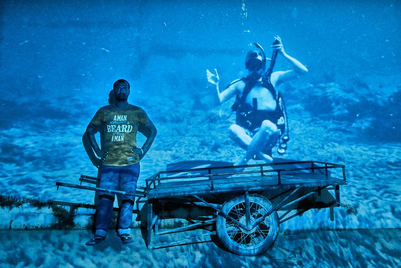 © Edoardo / Giulia Delille / Piermartiri - Rasdoo island. Handcarts, in islands where cars are not allowed, are still the only vehicle to carry goods.
