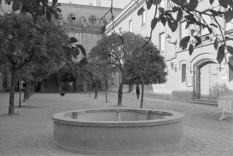 © Gloria Salgado Gispert - Image from the Barcelona un dia d'hivern photography project