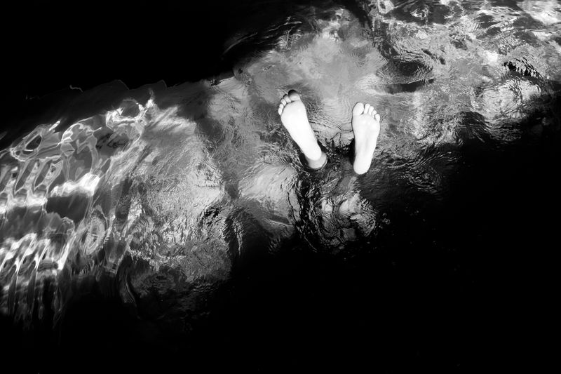 © Martina Dimunova - above water, under water, near water 11.