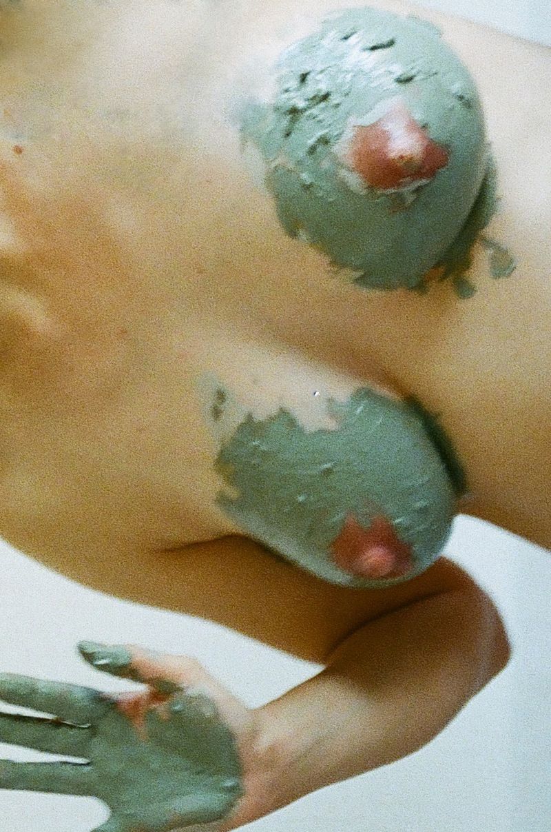 © Jagoda Wiśniewska - Image from the MLEKO photography project