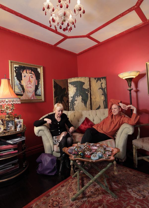 © Tom Atwood - Image from the Kings & Queens in Their Castles photography project