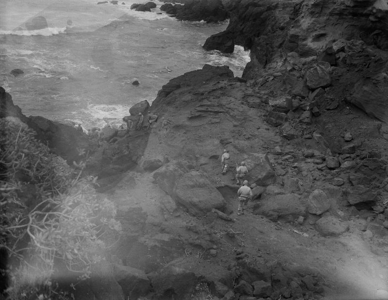 © Marianne Ingleby - Bruce Elkus, Iwo Jima 1945