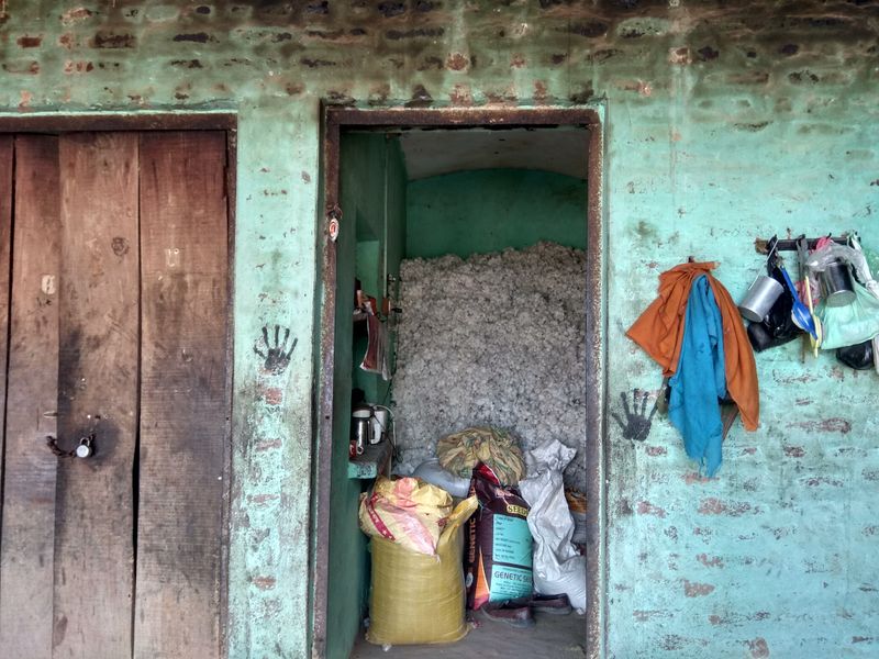 © Prateek Shankar - Image from the Bad Trip Cotton photography project