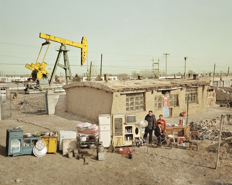 © Qingjun Huang - Family Stuff-Daqing China 2007