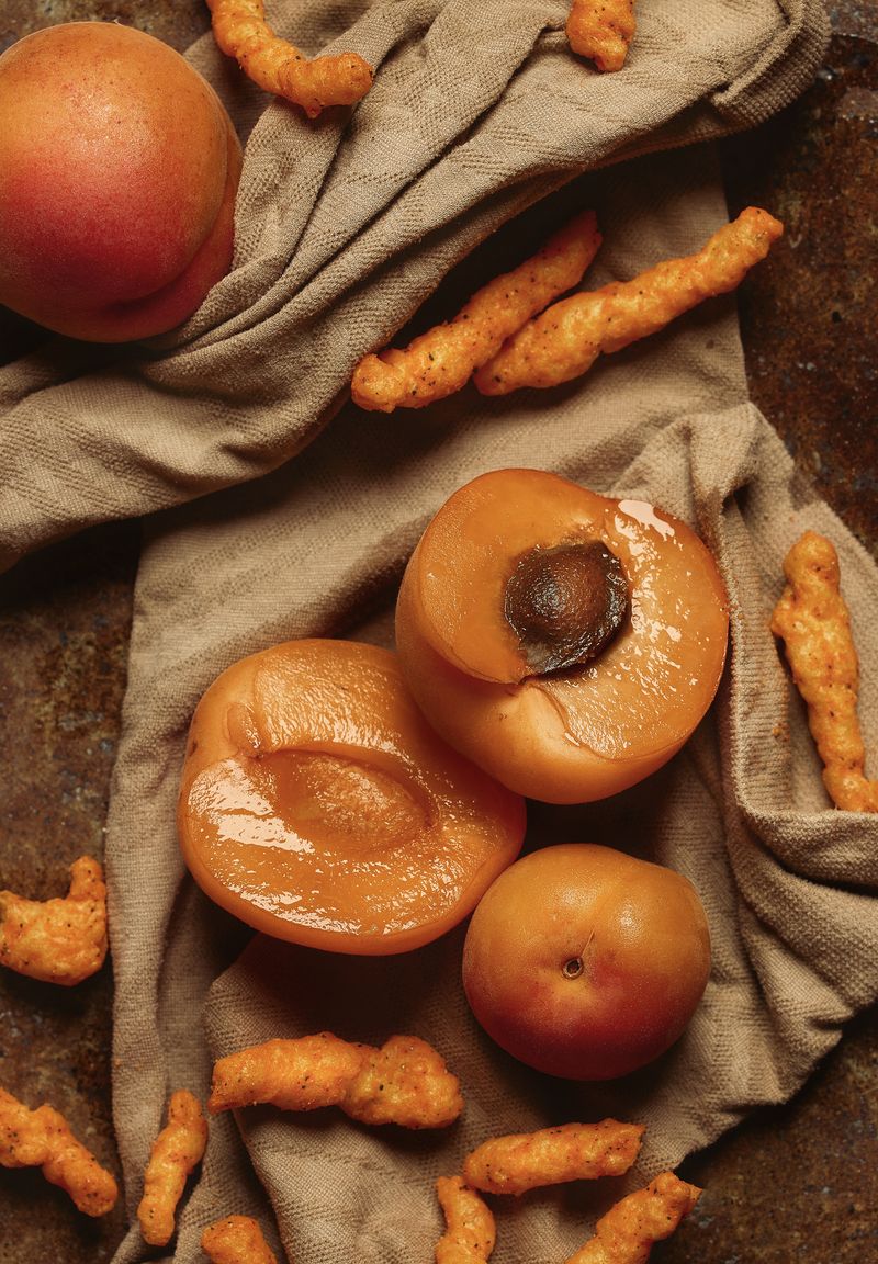 © Alexis McKeown - Temptation & Tights