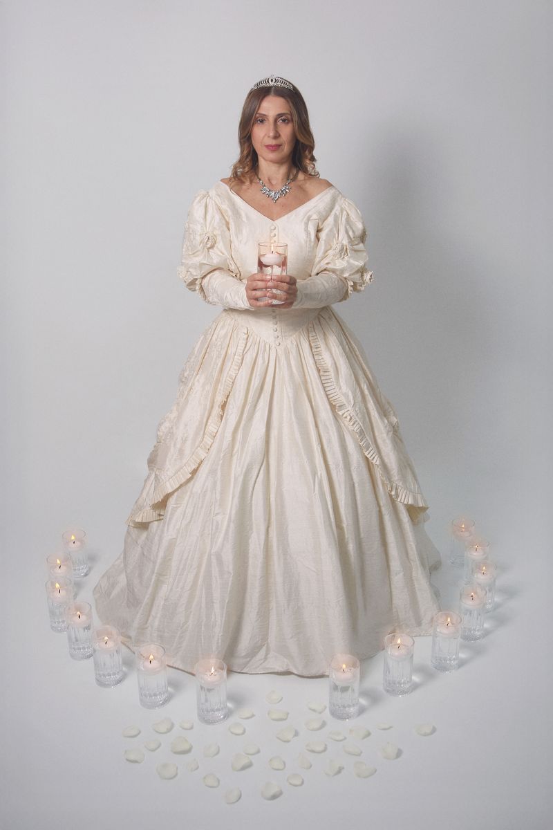 © Beatriz Perez - Image from the Cuerpo Vestido, Alma Desnuda photography project