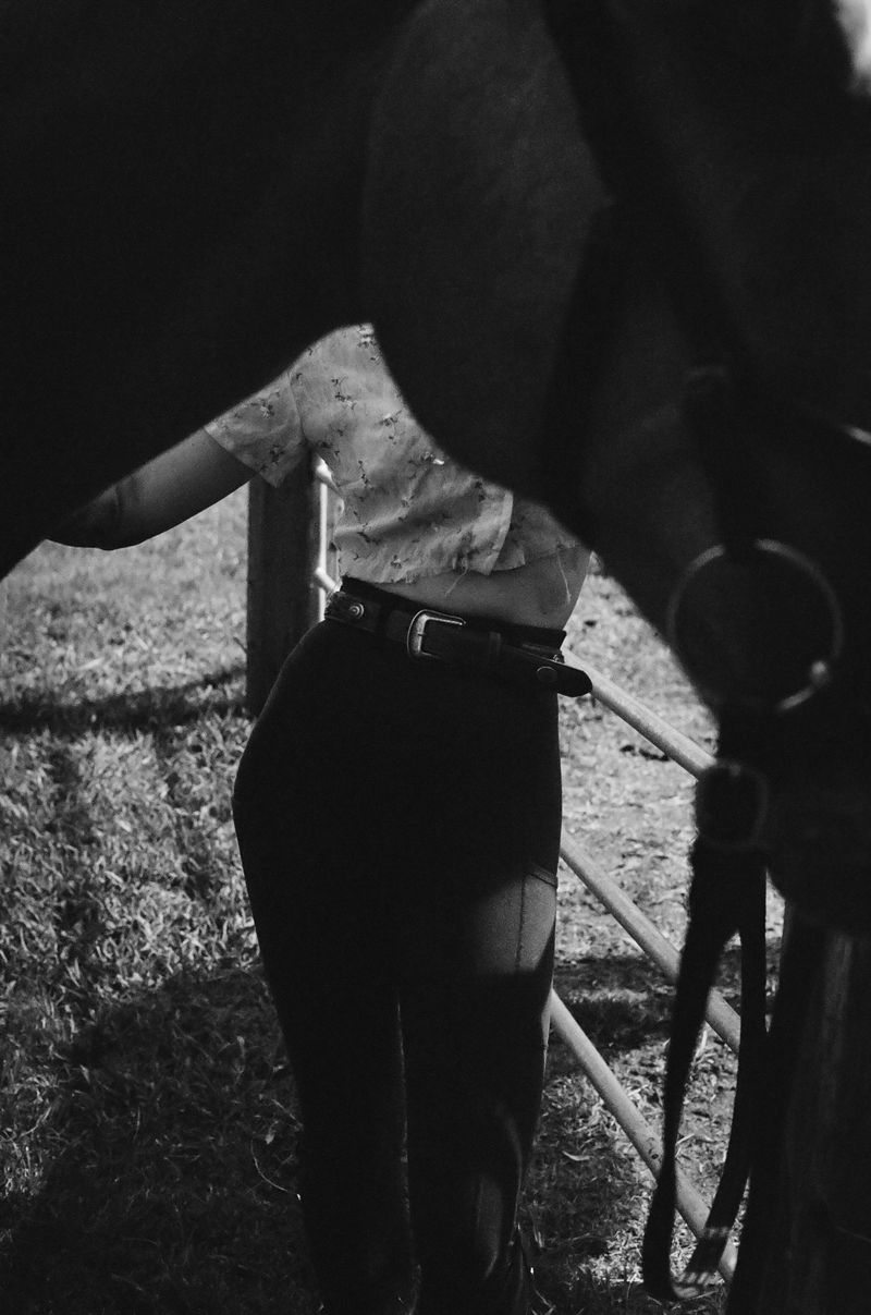 © Shannon Cavarocchi - Image from the Horse Girl photography project