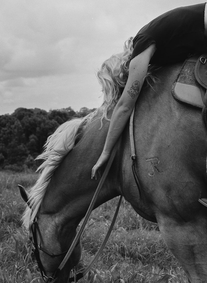 © Shannon Cavarocchi - Image from the Horse Girl photography project