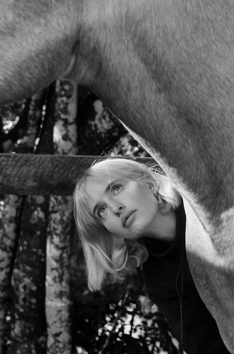 © Shannon Cavarocchi - Image from the Horse Girl photography project
