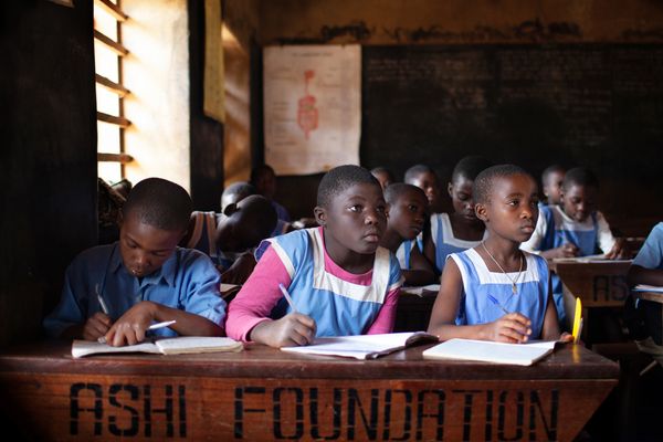 © Eleri Griffiths - Image from the The Women Beekeepers of Bamenda photography project